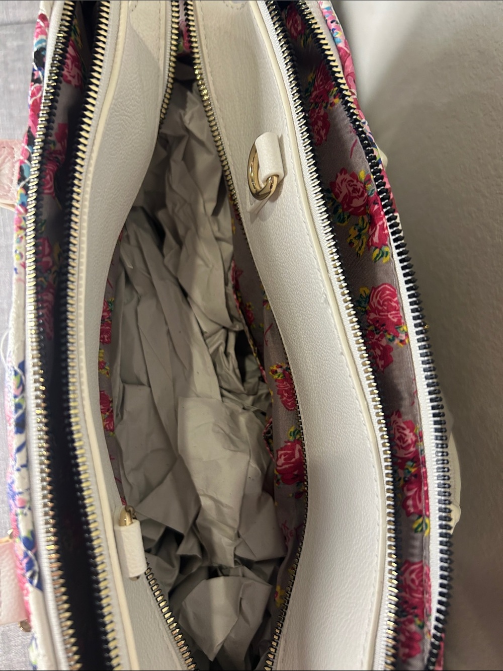 Betsey Johnson White Quilted Satchel with Pink Floral Pattern - Picture 8 of 10